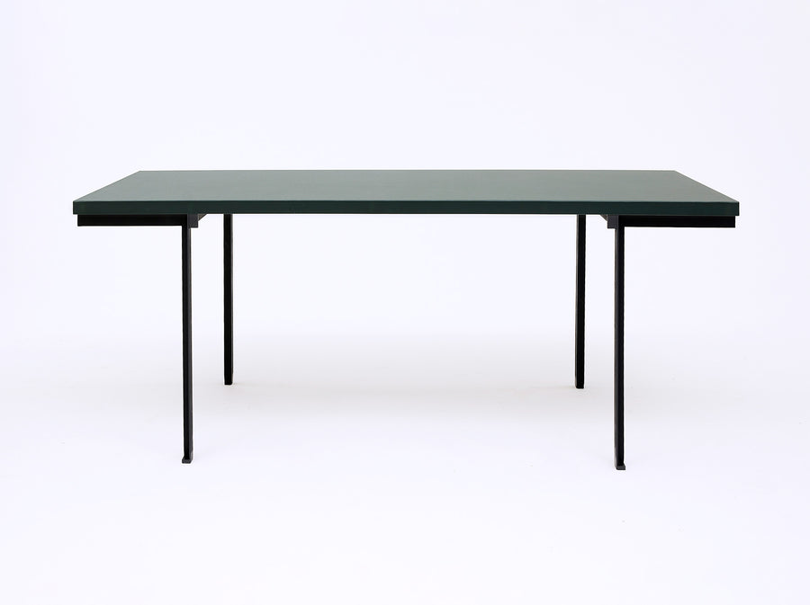 pan mobili, Serif Tischgestell als Bürotisch mit Linoleum Tischplatte dunkelgrün